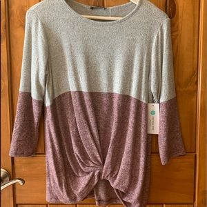 Woman’s Pink Clover Top